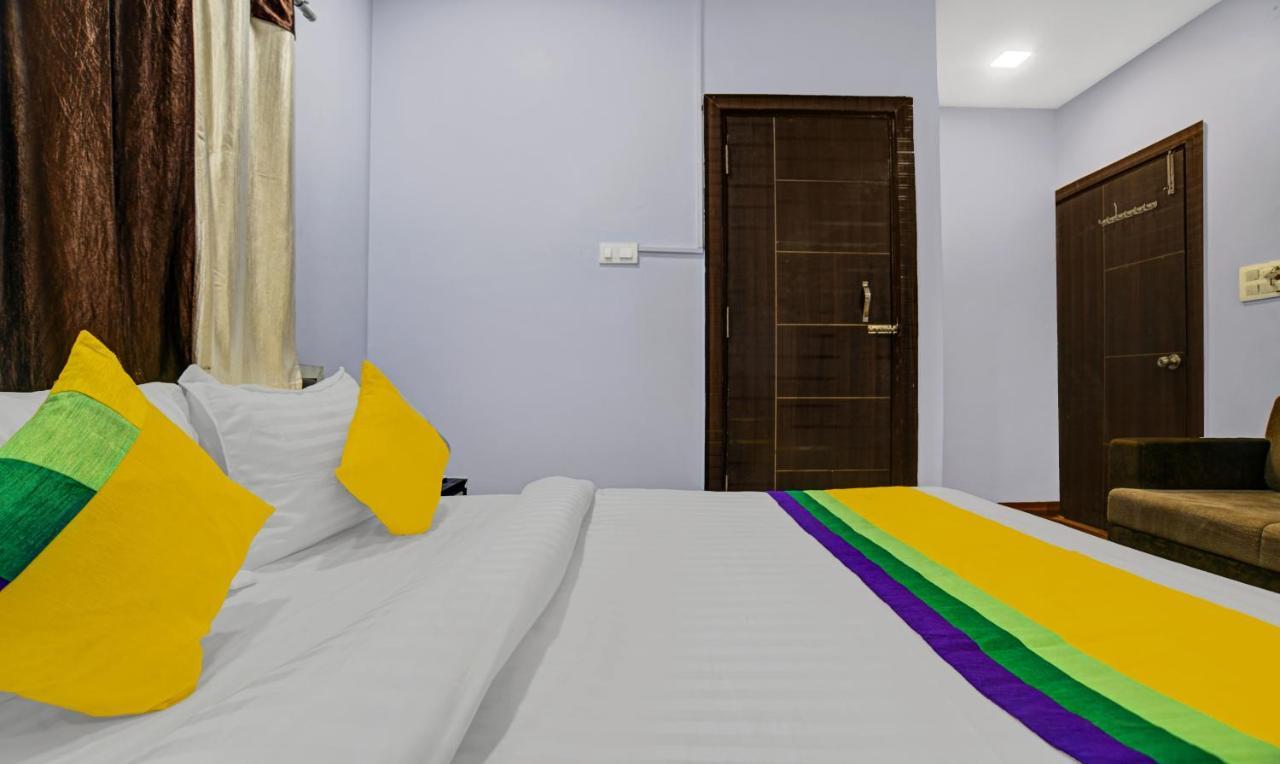 Itsy By Treebo - Utsav Inn Indaur Kültér fotó